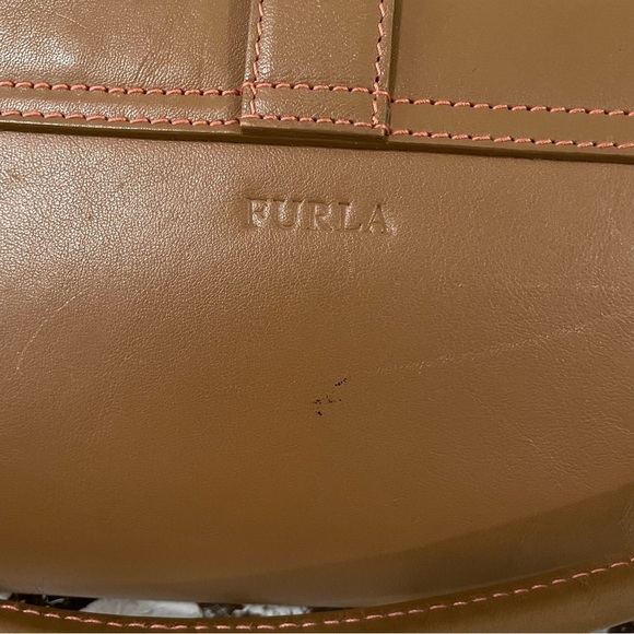 Furla Brown Leather Small Shoulder Bag Gold Hardware Classic Italian Y2K - Picture 6 of 13